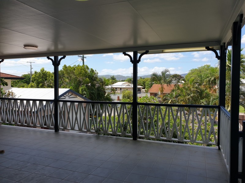 3/12 Hirst Street, Hermit Park QLD 4812