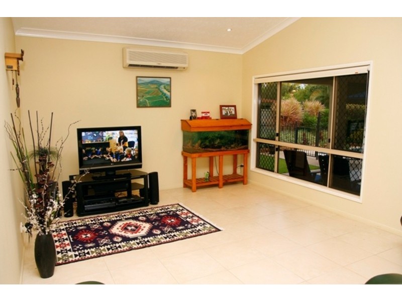 12 Norfolk Place, Douglas QLD 4814