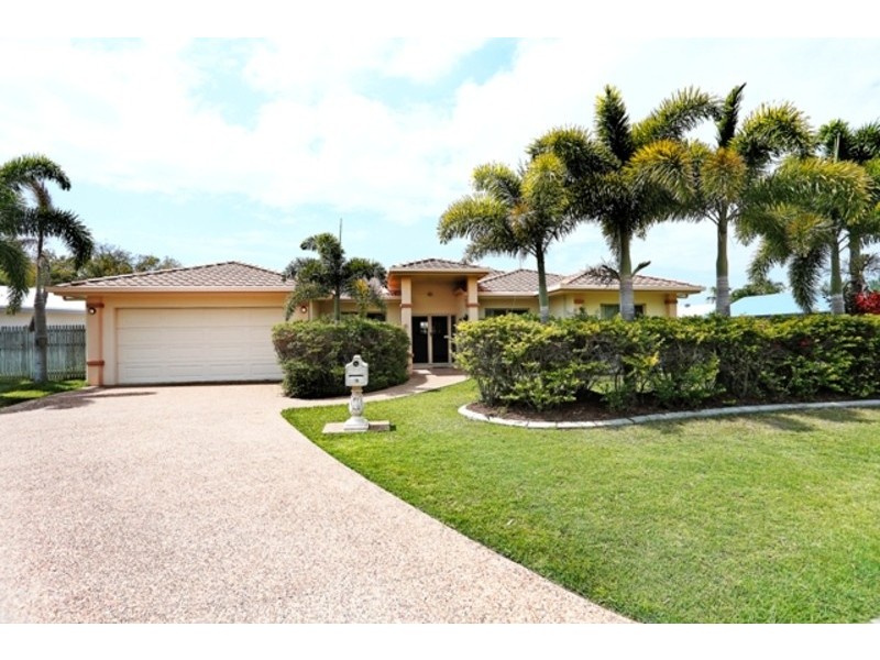 35 Woodbine Drive, Annandale QLD 4814