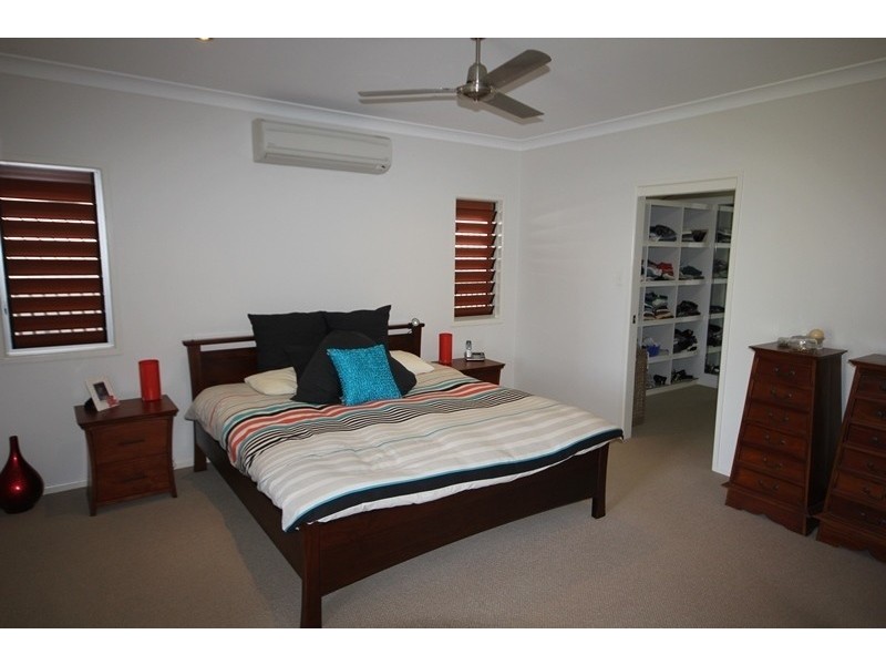 10 Albatross Court, Kirwan QLD 4817