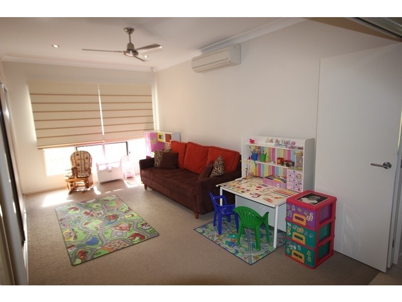 10 Albatross Court, Kirwan QLD 4817