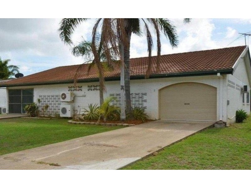 2/4 Barrallier Place, Cranbrook QLD 4814