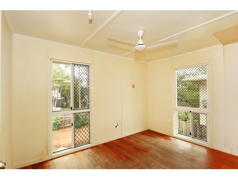 26 Hivers Street, Vincent QLD 4814