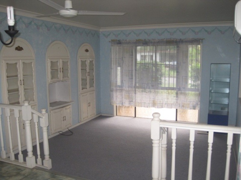 8 Mathieson Street, Cranbrook QLD 4814