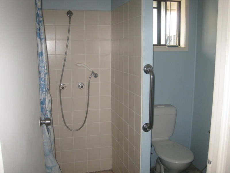 8 Mathieson Street, Cranbrook QLD 4814