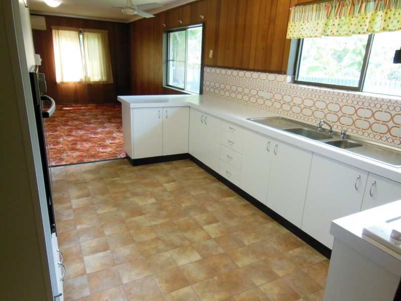 16 Chauncy Crescent, Douglas QLD 4814