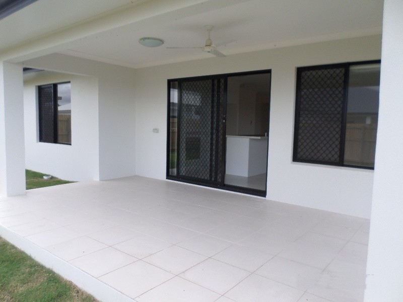 10 Marblewood Ciruit, Mount Low QLD 4818