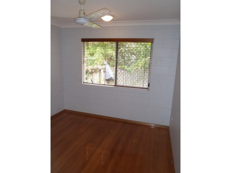 Unit 2 /56  Armstrong Street, Hermit Park QLD 4812