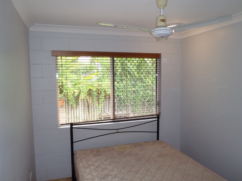 Unit 2 /56  Armstrong Street, Hermit Park QLD 4812