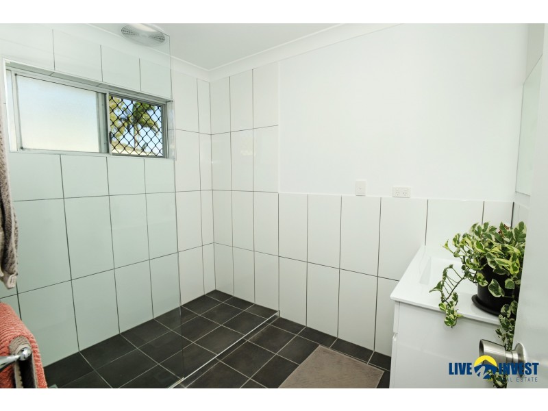 24 Salisbury Crescent, Kirwan QLD 4817