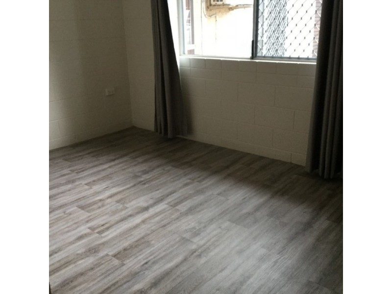 31 President Street, Kirwan QLD 4817