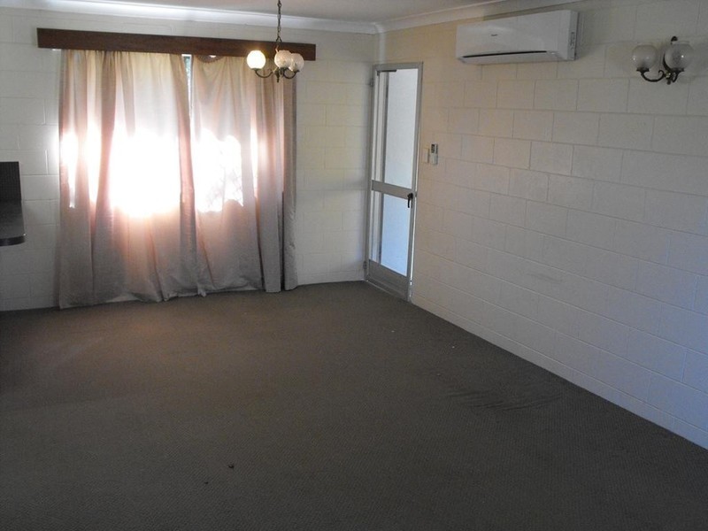 31 President Street, Kirwan QLD 4817