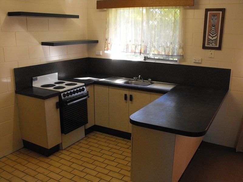 31 President Street, Kirwan QLD 4817