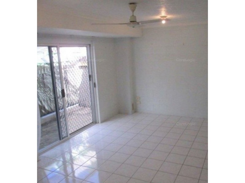 4/57 Lowth Street, Rosslea QLD 4812