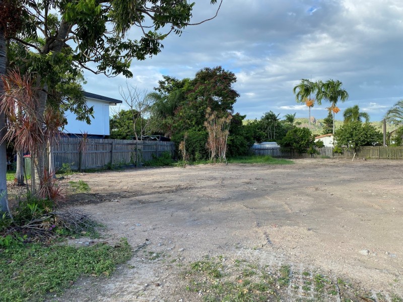 168 Upper Miles Avenue, Kelso QLD 4815