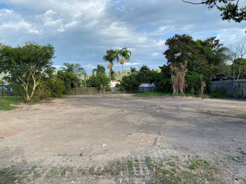 168 Upper Miles Avenue, Kelso QLD 4815