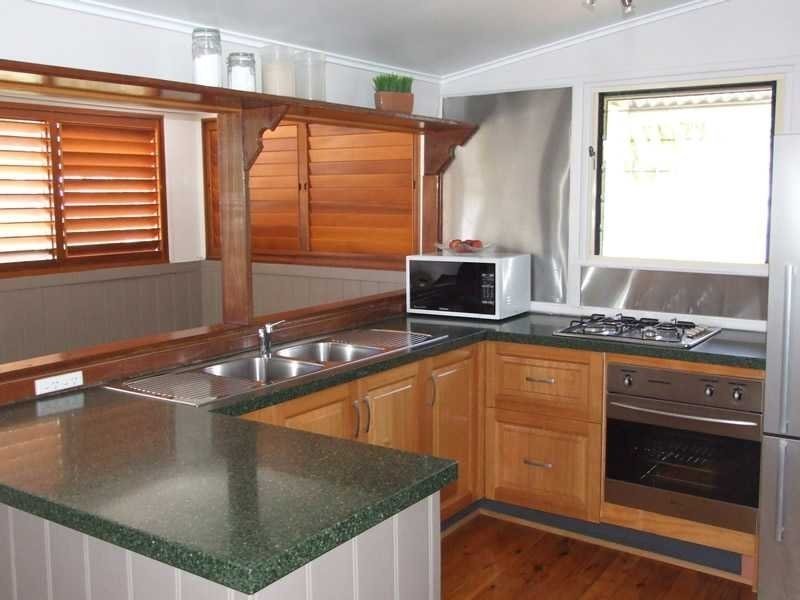 West End QLD 4810