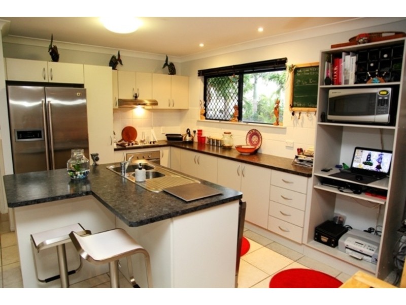 1 Brinkley Court, Mount Louisa QLD 4814