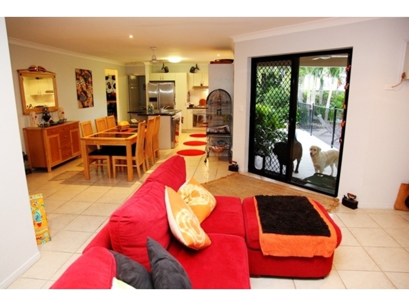 1 Brinkley Court, Mount Louisa QLD 4814