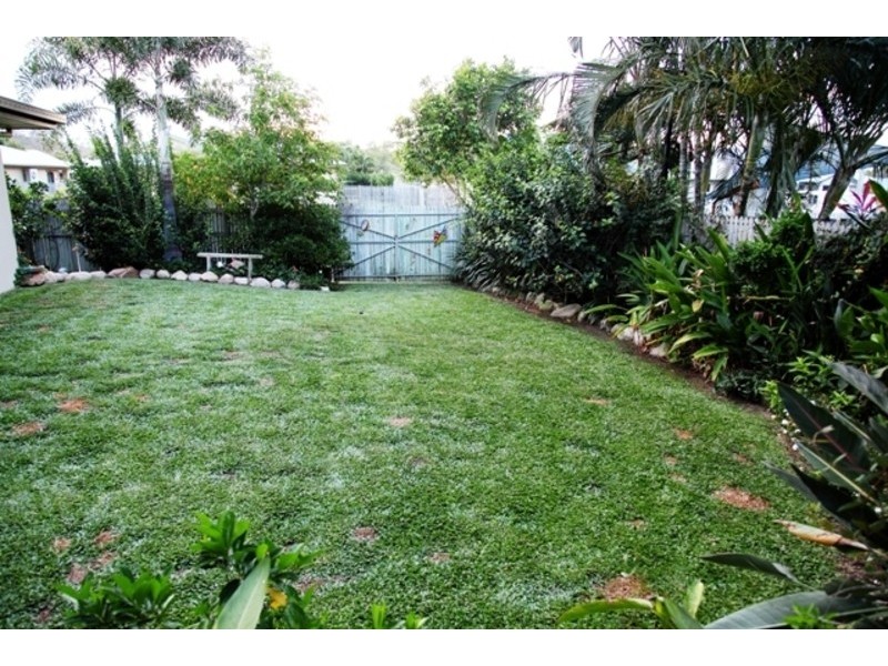 1 Brinkley Court, Mount Louisa QLD 4814