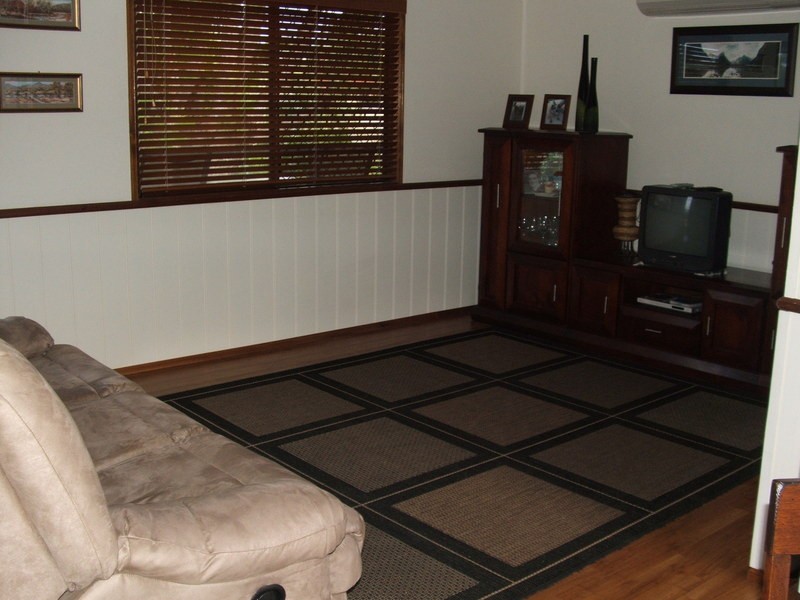 23 Julia Street, Kirwan QLD 4817