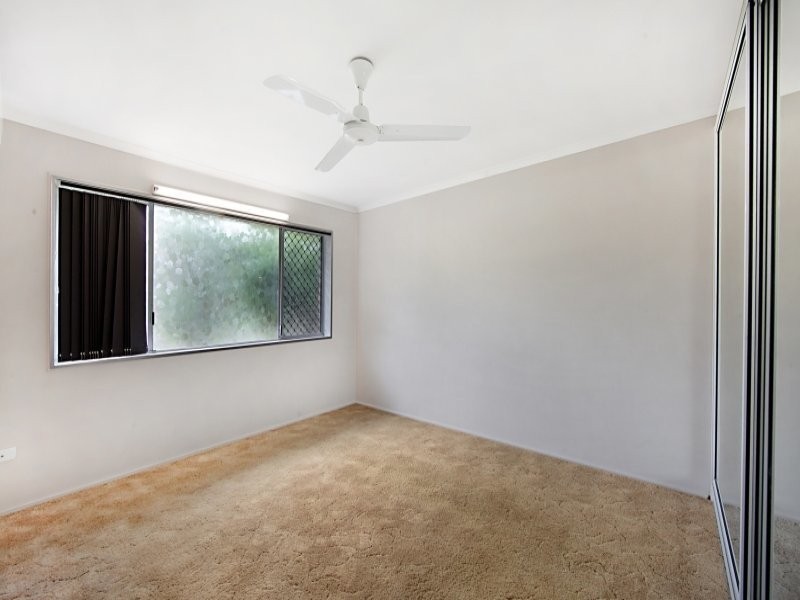 40 Rossiter Street, Cranbrook QLD 4814