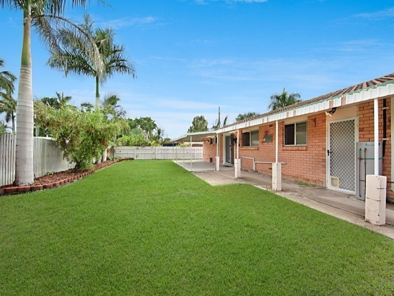 40 Rossiter Street, Cranbrook QLD 4814