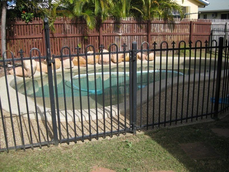 59 Estuary Parade, Douglas QLD 4814