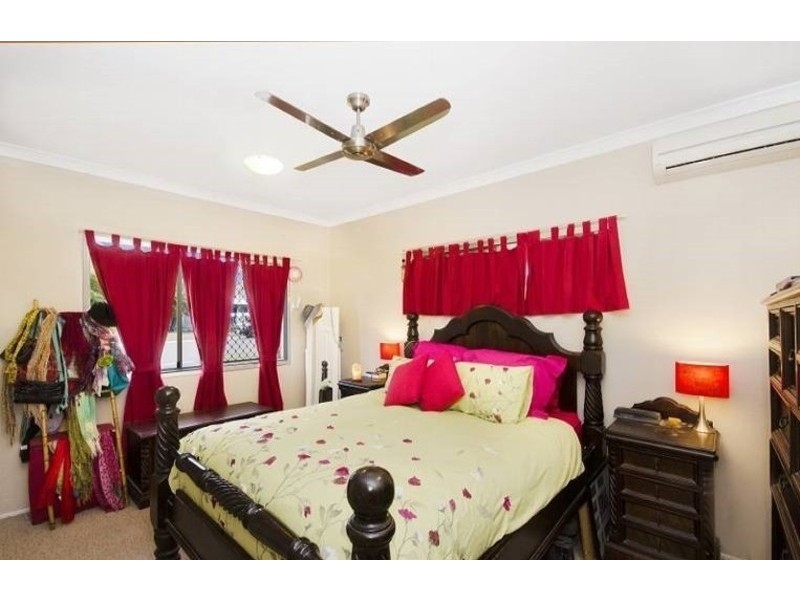 14 Mendi Drive, Bushland Beach QLD 4818