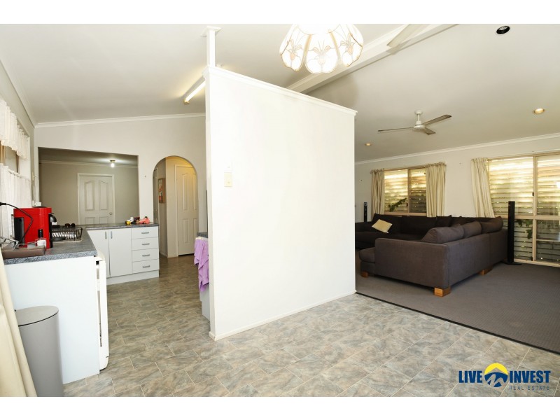 18 Deborah Street, Kelso QLD 4815