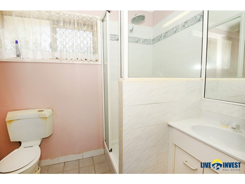 18 Deborah Street, Kelso QLD 4815