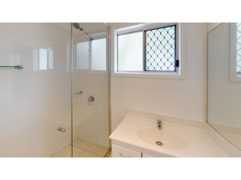 32 Champagne Crescent, Kelso QLD 4815