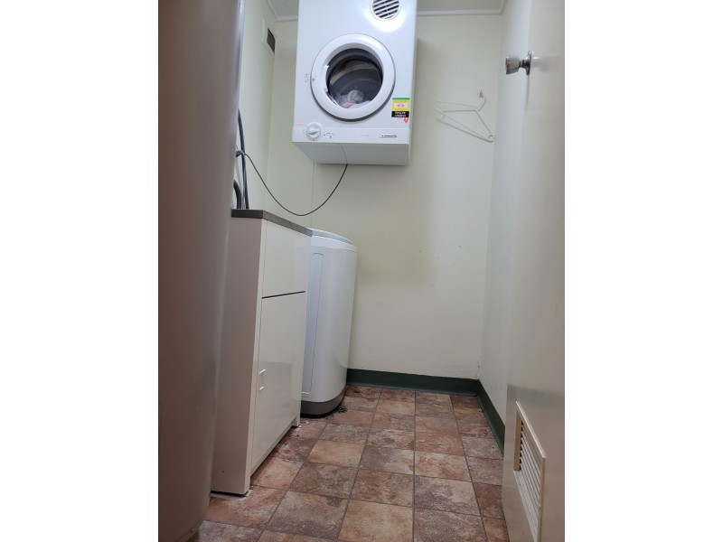 2/23a Cleveland Terrace, North Ward QLD 4810