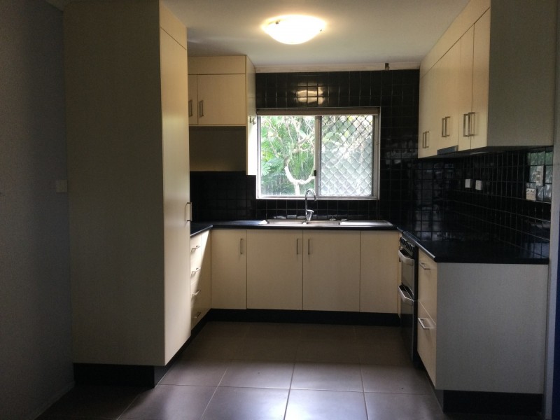 12 Chantilly Court, Rasmussen QLD 4815