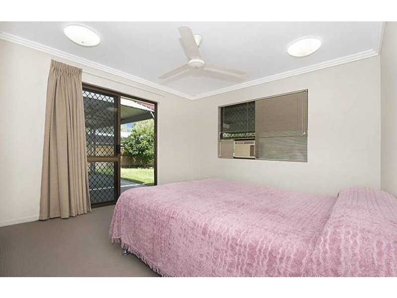 22 Winston Crescent, Kirwan QLD 4817