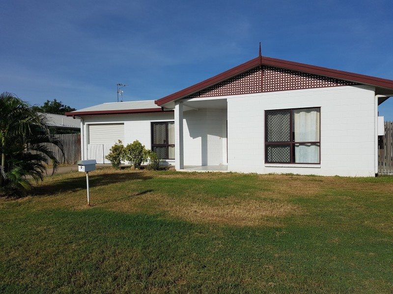 3 Dalkeith Cres, Mount Louisa QLD 4814