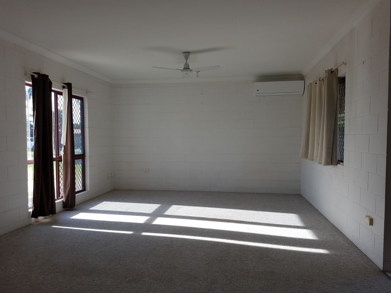 3 Dalkeith Cres, Mount Louisa QLD 4814