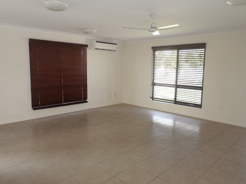 28 Garrison Court, Mount Louisa QLD 4814