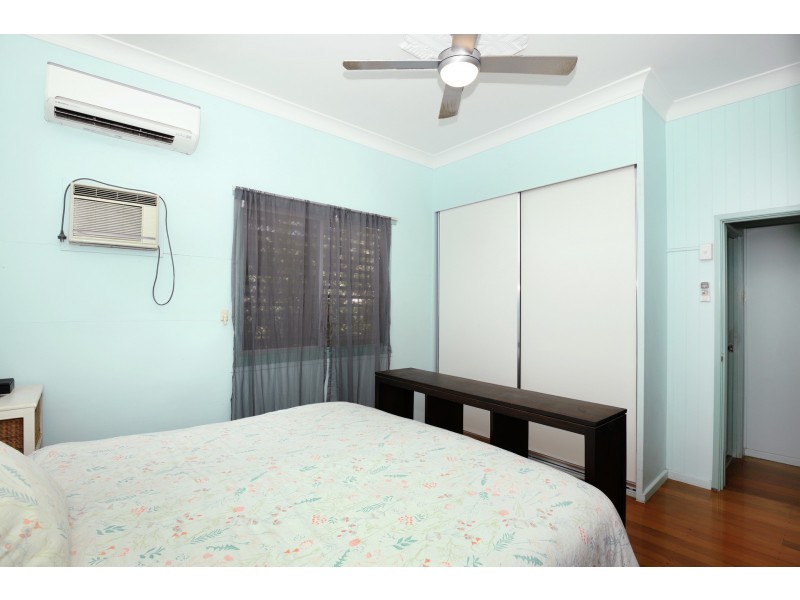 31 Latchford Street, Pimlico QLD 4812