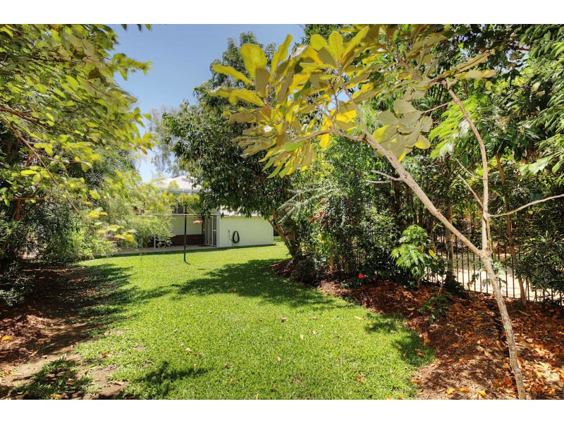 31 Latchford Street, Pimlico QLD 4812