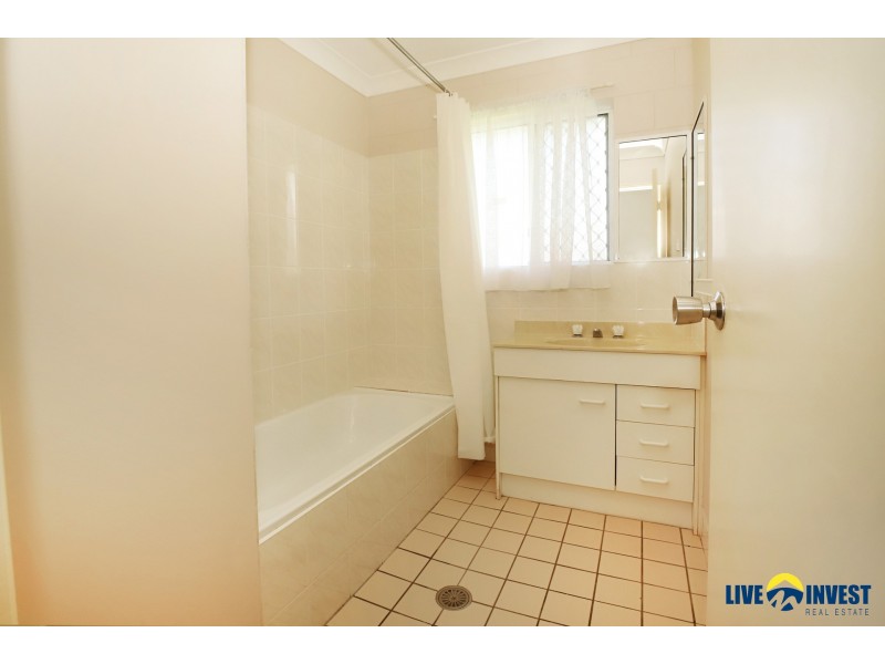 31 Maria Street, Rasmussen QLD 4815