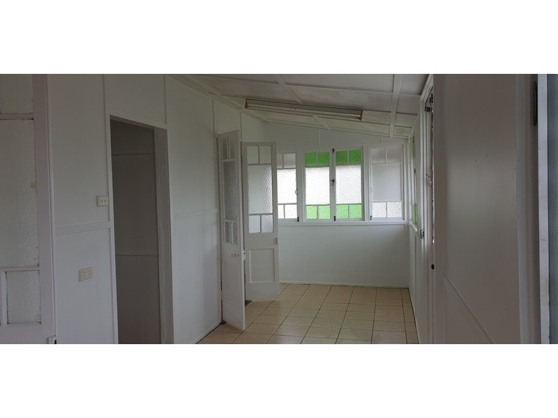 15 Baxter Street, West End QLD 4810