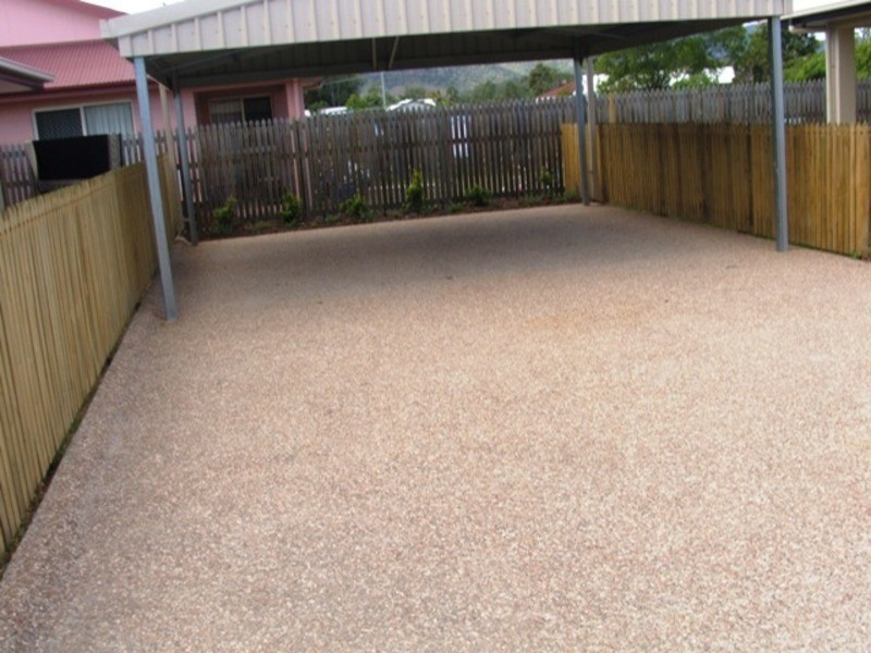 2/43  Santal Drive, Rasmussen QLD 4815