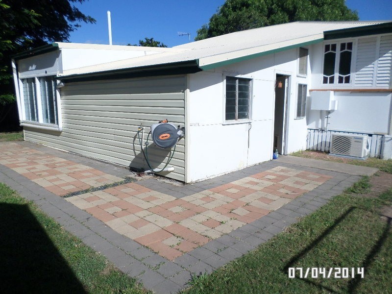 33 Norris Street, Hermit Park QLD 4812