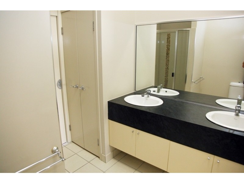 229 Riverside Boulverd, Douglas QLD 4814