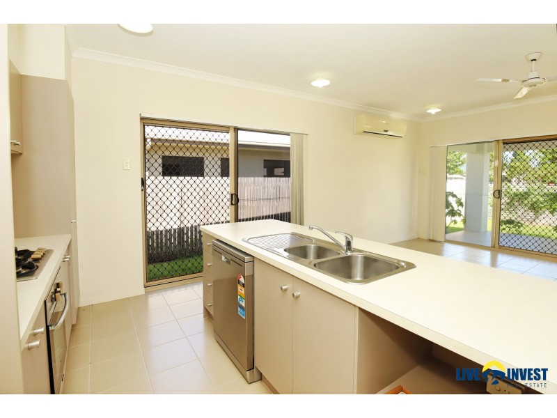 16 Derwent Circuit, Kelso QLD 4815