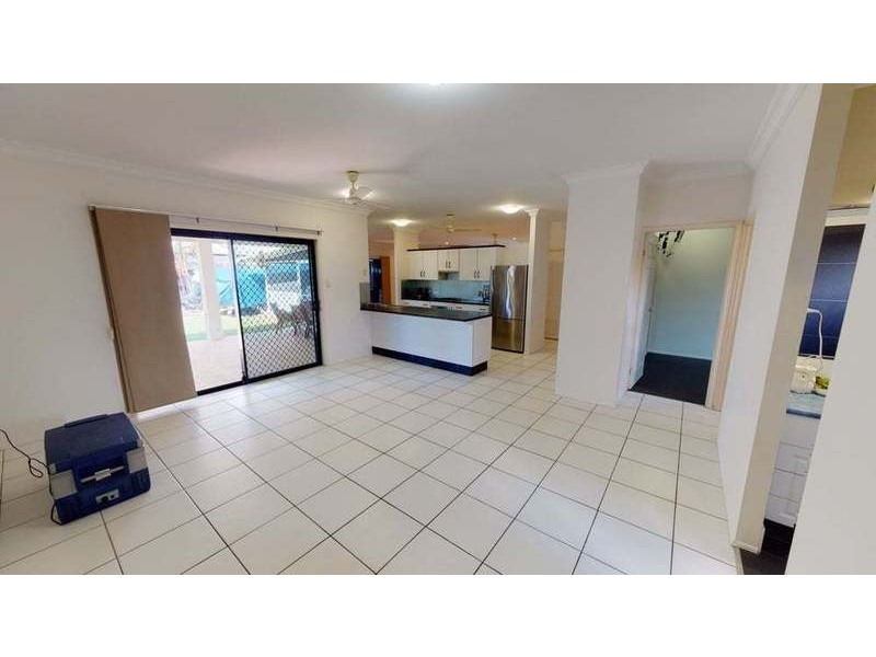 199 Greenwood Drive, Kirwan QLD 4817