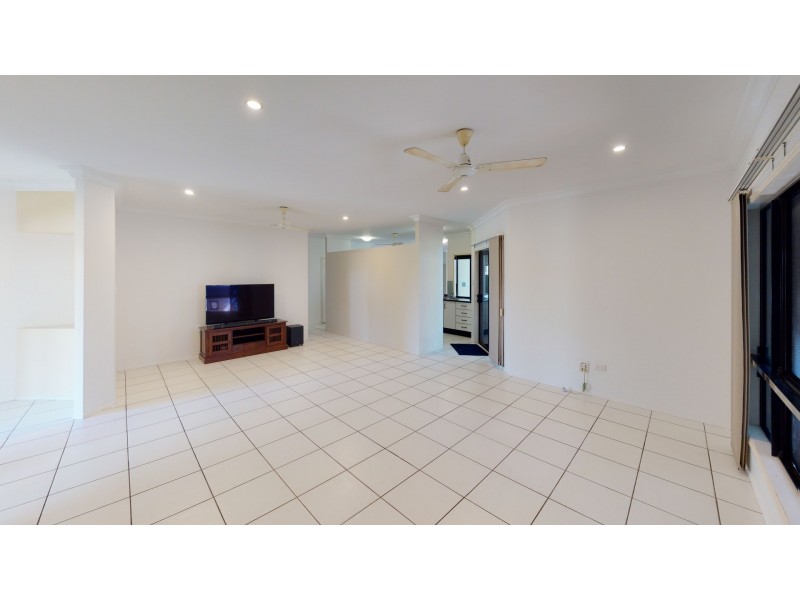 199 Greenwood Drive, Kirwan QLD 4817