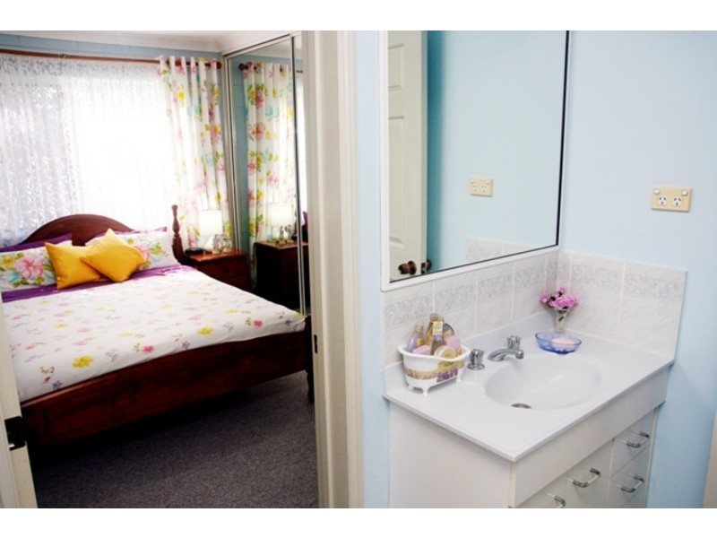 1433 Riverway Drive, Kelso QLD 4815