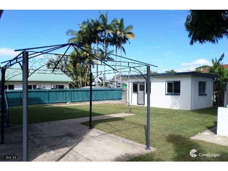 4 Banora Court, Mount Louisa QLD 4814